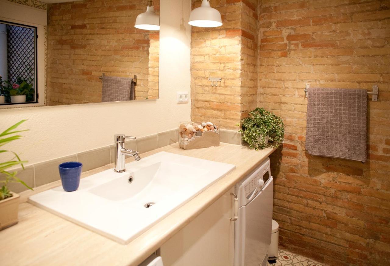Authentic Charming Apartment/Wifi/Air Conditioning Valencia Exterior foto